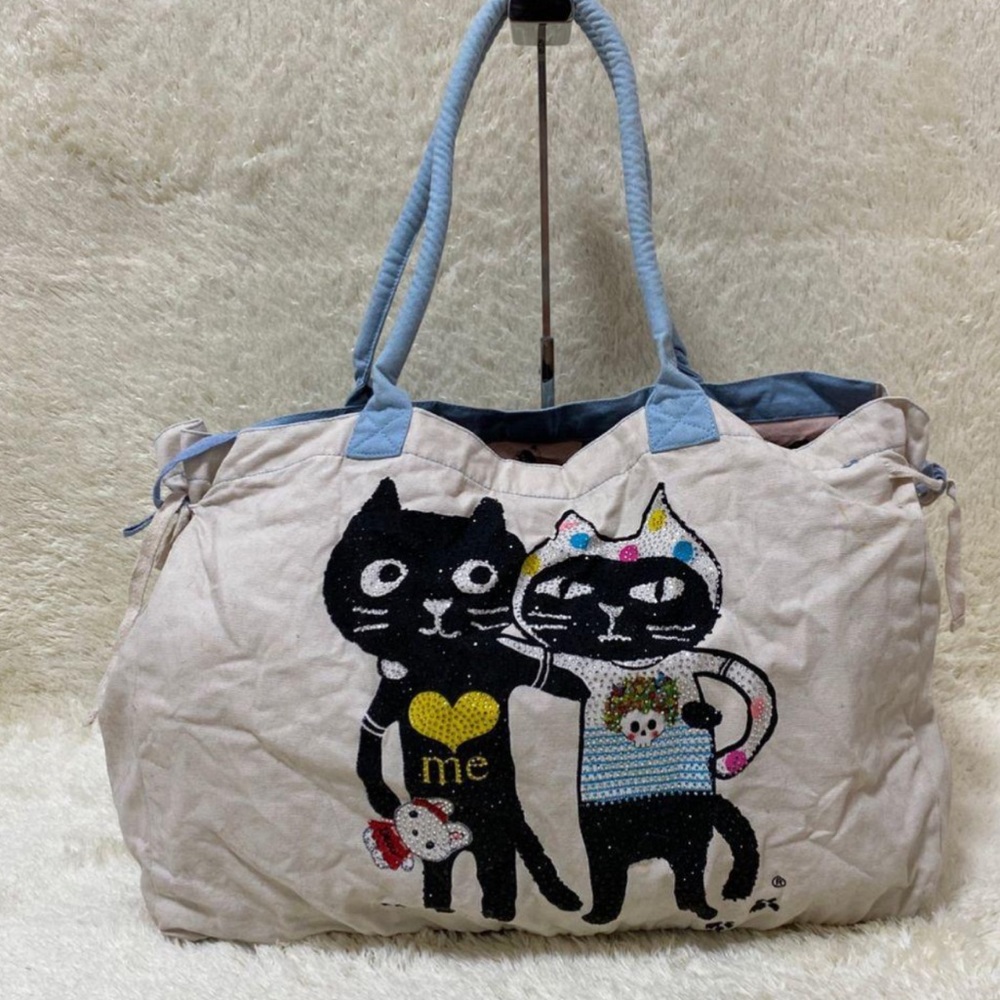 Pebbly Me & Yo cats LALACUB free size sunglasses kitty v neck tee with sequins - Picture 4 of 14